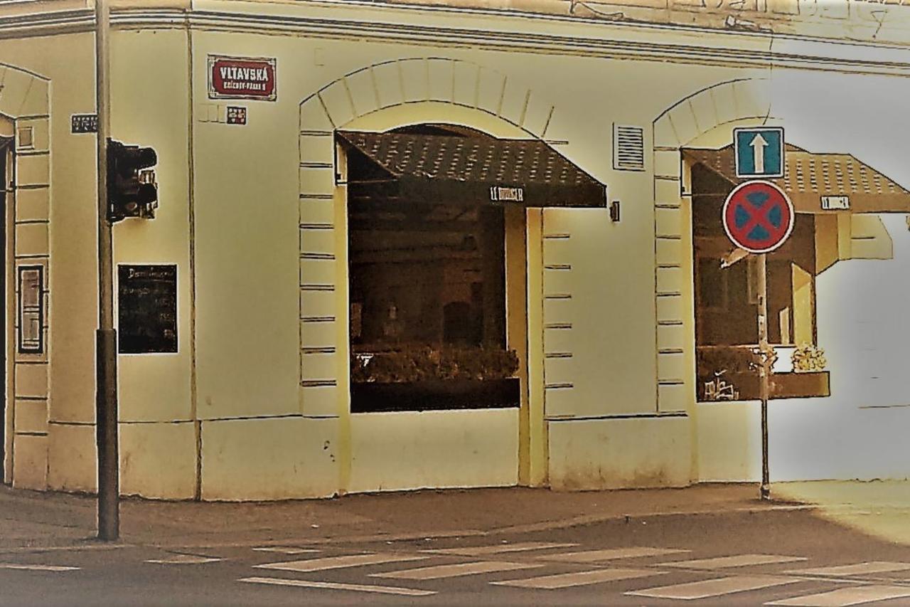 Apartment Vltavska F Prague Ngoại thất bức ảnh
